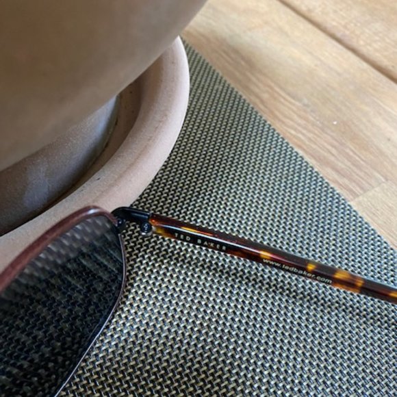 Ted Baker Aviator Sunglasses - Picture 3 of 4